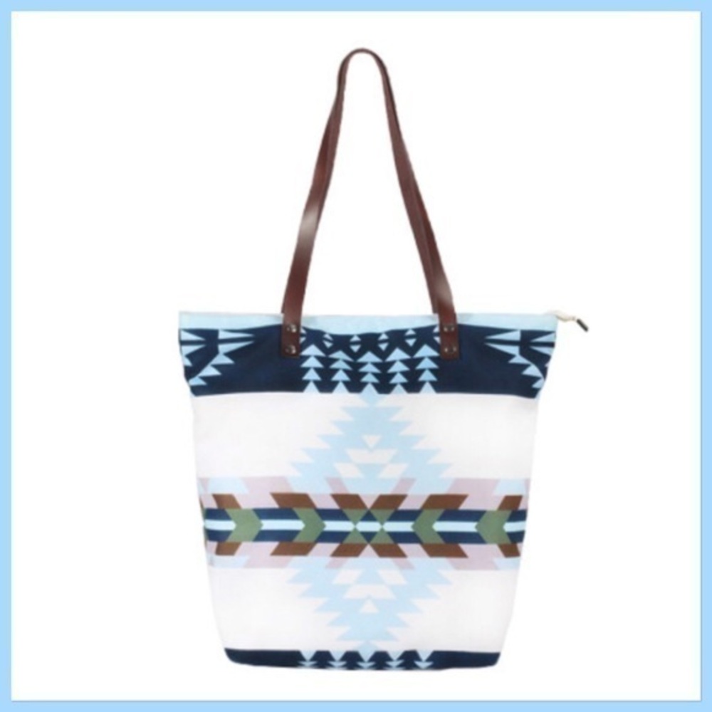 Southwestern Aztec print white Tote
